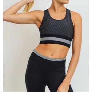 Mono B Diamond striped sports bra size S